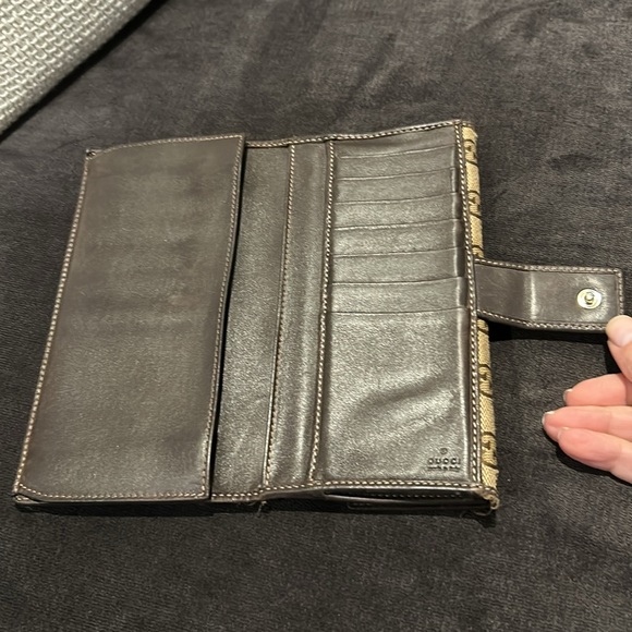 Vintage Gucci Authentic Monogram Continental Long Snap Flap Wallet 7 1/2 X 4 - Picture 4 of 15